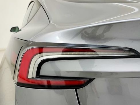 Used 2025 Tesla Model 3 Long Range RWD image 26