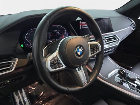 Used 2023 BMW X5 xDrive40i w/ M Sport Package image 19