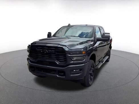 Used 2025 RAM 2500 Big Horn AWD/4WD image 7