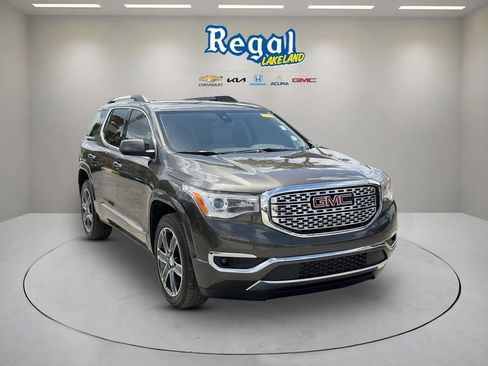 Used 2019 GMC Acadia Denali w/ Technology Package FWD image 1