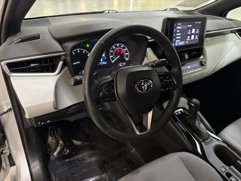 Used 2023 Toyota Corolla SE image 14