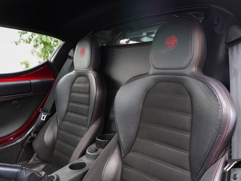 Used 2016 Alfa Romeo 4C Coupe w/ Convenience Group - Coupe RWD image 40