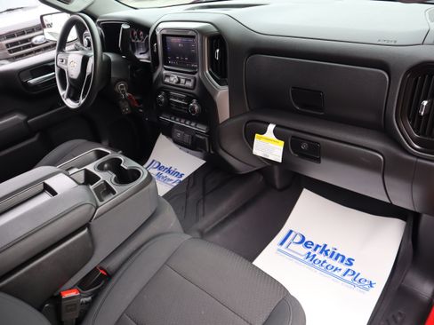 Used 2020 Chevrolet Silverado 1500 Custom w/ Custom Value Package image 29