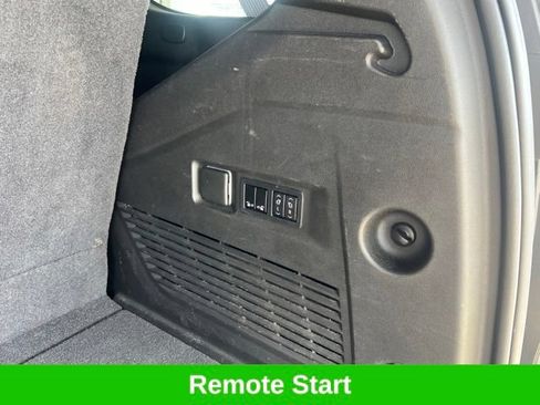Used 2021 Chevrolet Tahoe RST w/ Luxury Package RWD image 13