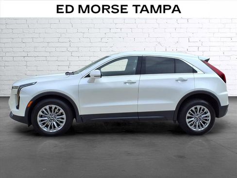 Certified 2024 Cadillac XT4 Premium Luxury AWD/4WD image 2