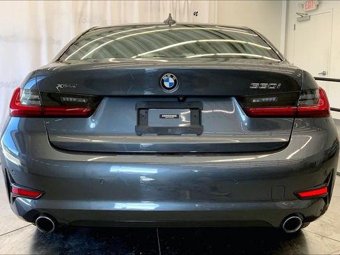 Used 2022 BMW 330i xDrive Sedan w/ Driving Assistance Package AWD/4WD image 5