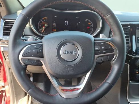Used 2019 Jeep Grand Cherokee Trailhawk AWD/4WD image 19