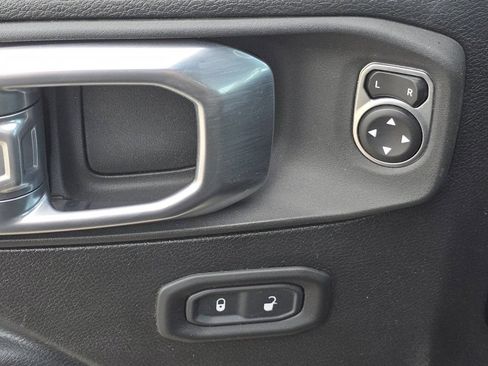 Used 2021 Jeep Wrangler Unlimited Sport AWD/4WD image 26
