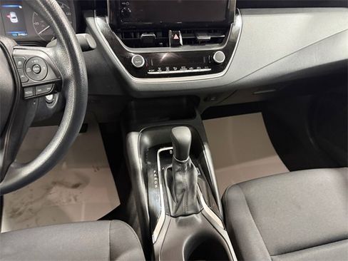 Used 2024 Toyota Corolla LE image 11