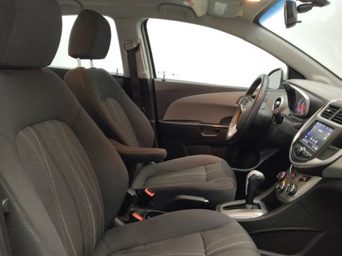 Used 2019 Chevrolet Sonic LT w/ Convenience Package image 21