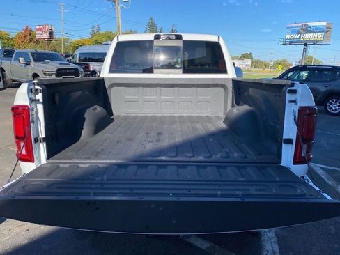 Used 2025 RAM 2500 Laramie image 24