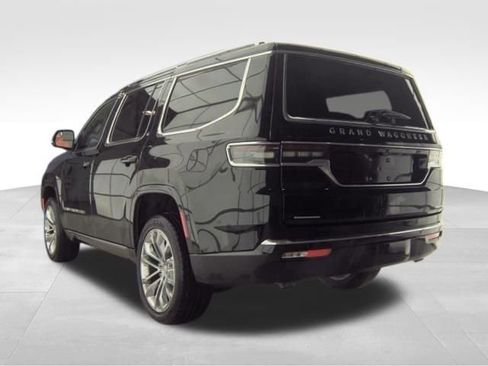 Used 2023 Jeep Grand Wagoneer Series II w/ Flexible Seating Group image 8