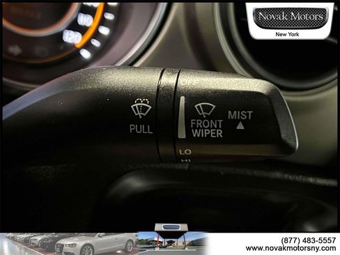 Used 2021 Jeep Gladiator Willys image 23