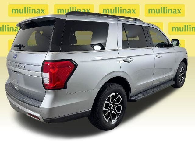 Certified 2024 Ford Expedition XLT RWD image 4