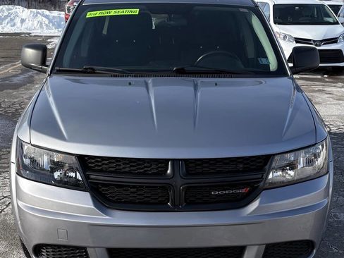 Used 2018 Dodge Journey SE w/ Popular Equipment Group image 2