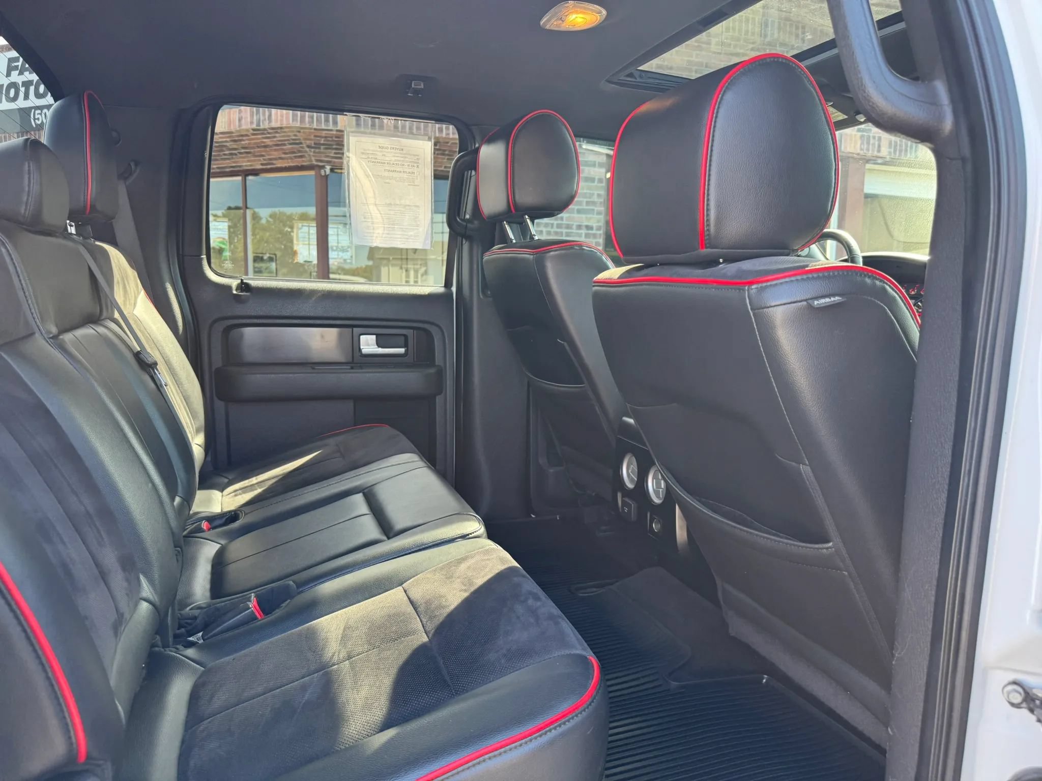 Used 2014 Ford F150 FX4 w/ Equipment Group 402A Luxury AWD/4WD image 33