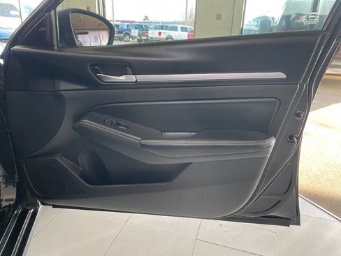 Used 2022 Nissan Altima 2.5 SV image 25