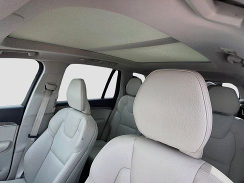 Used 2023 Volvo XC90 B6 Plus AWD/4WD image 28