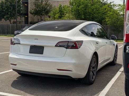 Used 2023 Tesla Model 3 Standard Range image 6