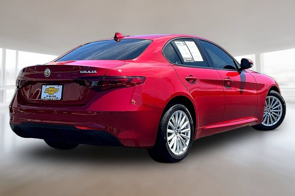 Used 2022 Alfa Romeo Giulia Sprint AWD/4WD image 6