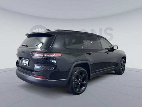 Used 2023 Jeep Grand Cherokee L Laredo AWD/4WD image 7