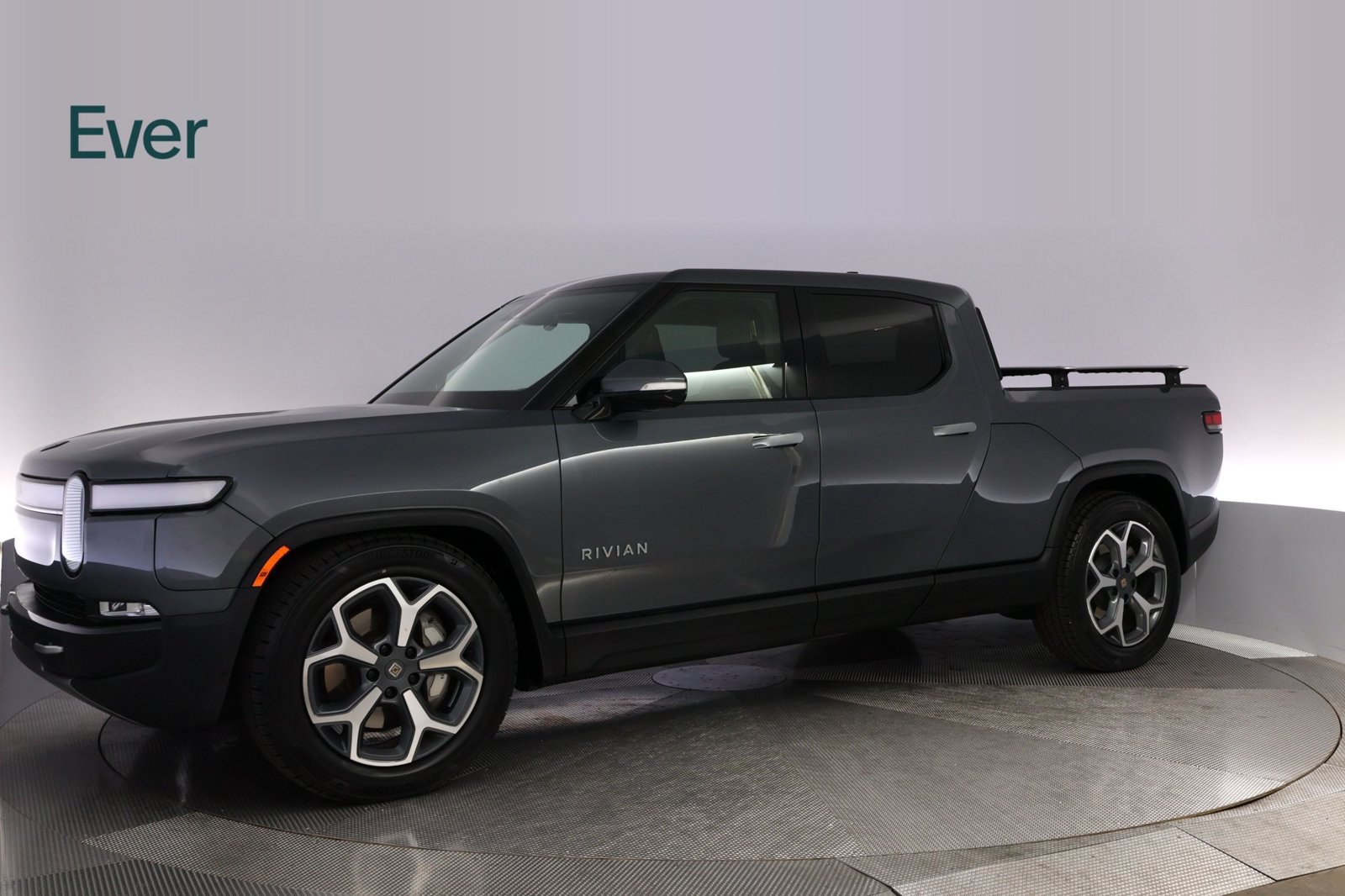 Used 2024 Rivian R1T Adventure Dual AWD/4WD image 18