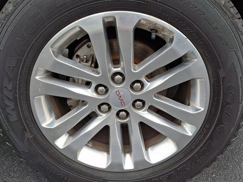Used 2019 GMC Canyon SLT w/ Driver Alert Package AWD/4WD image 7
