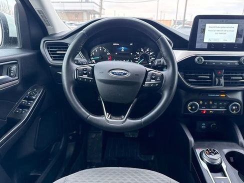 Used 2021 Ford Escape SE w/ Cold Weather Package image 15