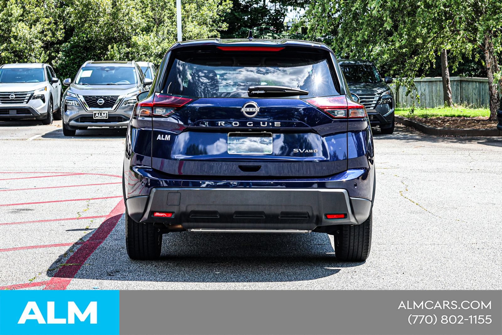 Used 2024 Nissan Rogue SV AWD/4WD image 12