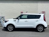 Used 2019 Kia Soul + image 5