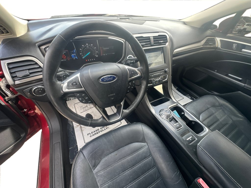 Used 2017 Ford Fusion SE w/ Fusion SE Technology Package FWD image 30