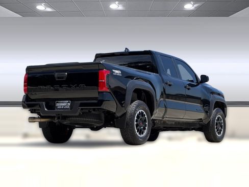 Used 2024 Toyota Tacoma TRD Off-Road AWD/4WD image 8