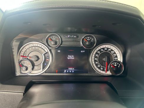 Used 2016 RAM 1500 Laramie AWD/4WD image 22