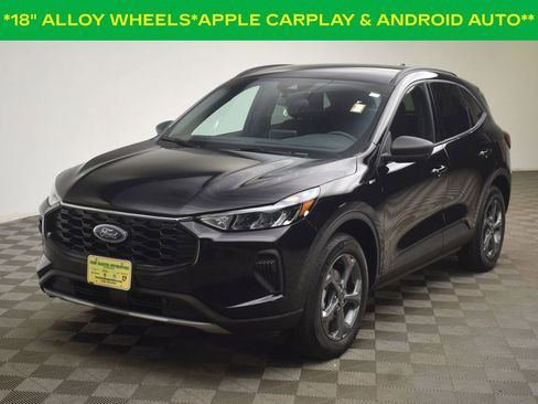 Used 2025 Ford Escape ST-Line AWD/4WD image 3