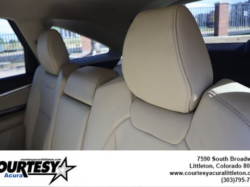 Used 2018 Acura MDX SH-AWD image 25