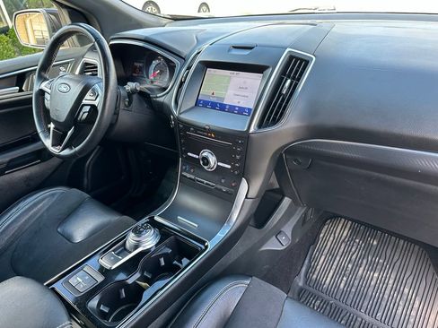 Used 2019 Ford Edge ST w/ Equipment Group 401A AWD/4WD image 19