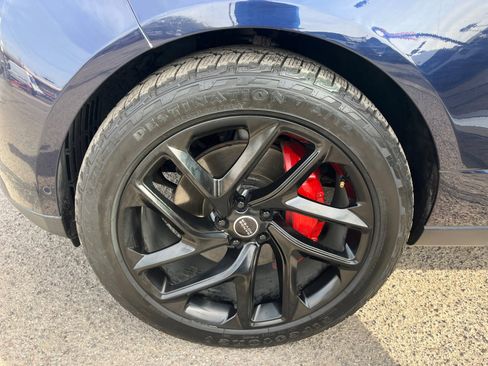 Used 2018 Land Rover Range Rover Long Wheelbase Supercharged image 26