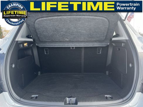 Certified 2022 Chevrolet Trax LT w/ Redline Edition image 12