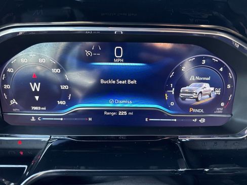 Used 2024 Chevrolet Silverado 1500 LT image 24