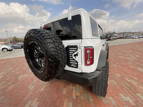 Used 2022 Ford Bronco Wildtrak image 35