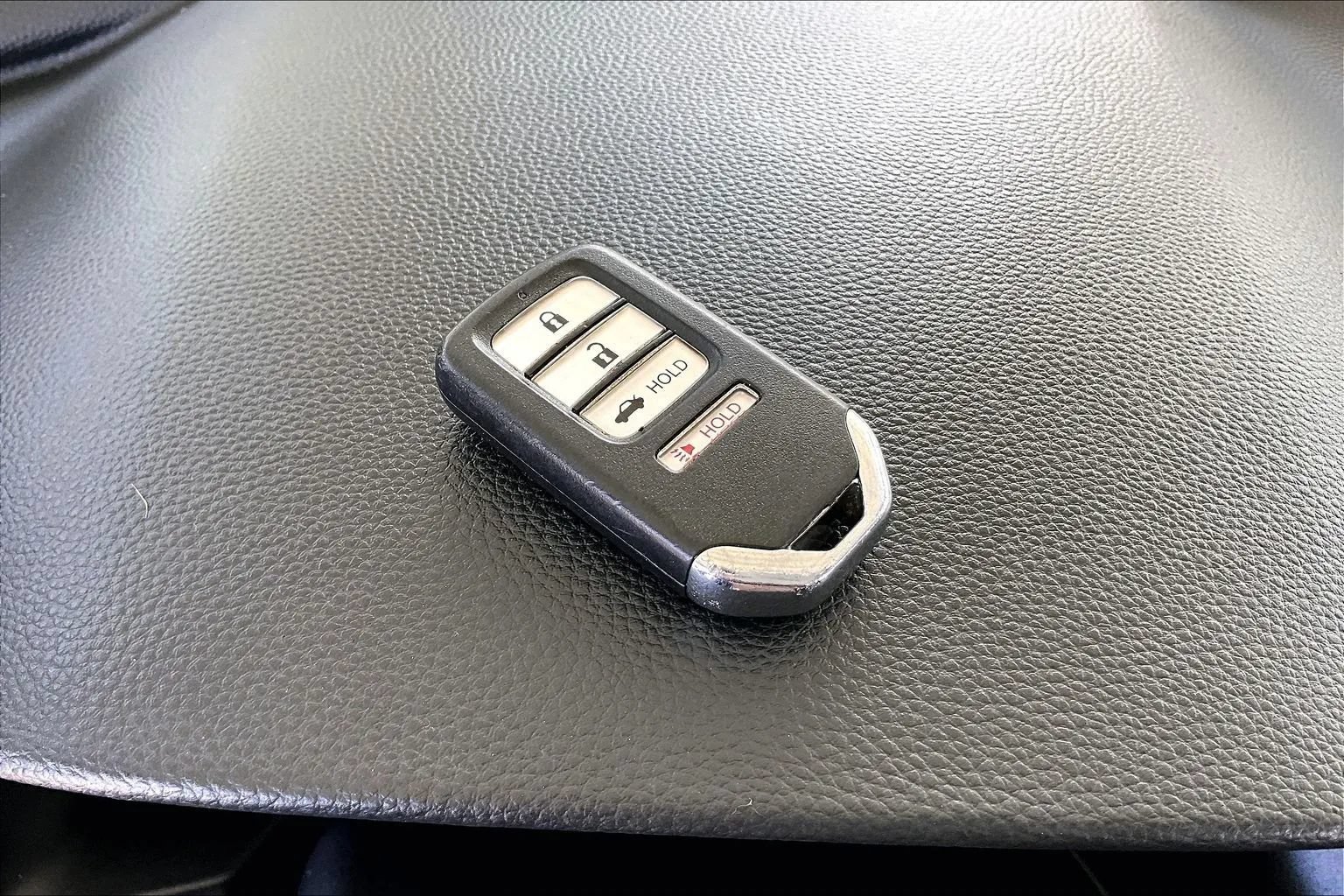 Used 2019 Honda Accord LX image 31