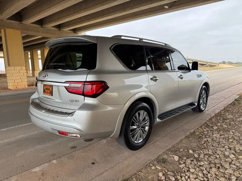 Used 2019 INFINITI QX80 Luxe image 3
