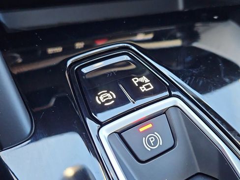 Certified 2025 Audi Q5 Premium w/ Convenience Package AWD/4WD image 18