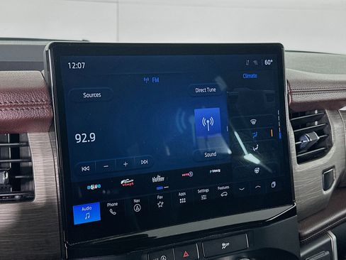 Used 2024 Ford Expedition Max Limited image 21