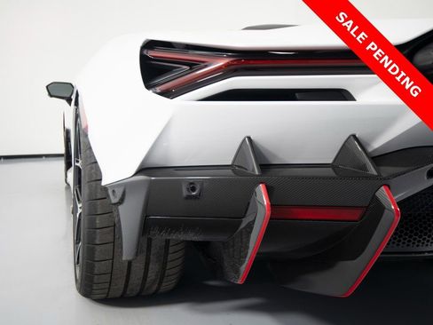 Used 2024 Lamborghini Revuelto image 51