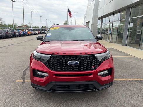 Used 2023 Ford Explorer ST w/ Equipment Group 401A AWD/4WD image 32