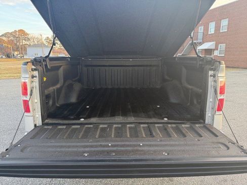 Used 2009 Ford F150 XLT image 15