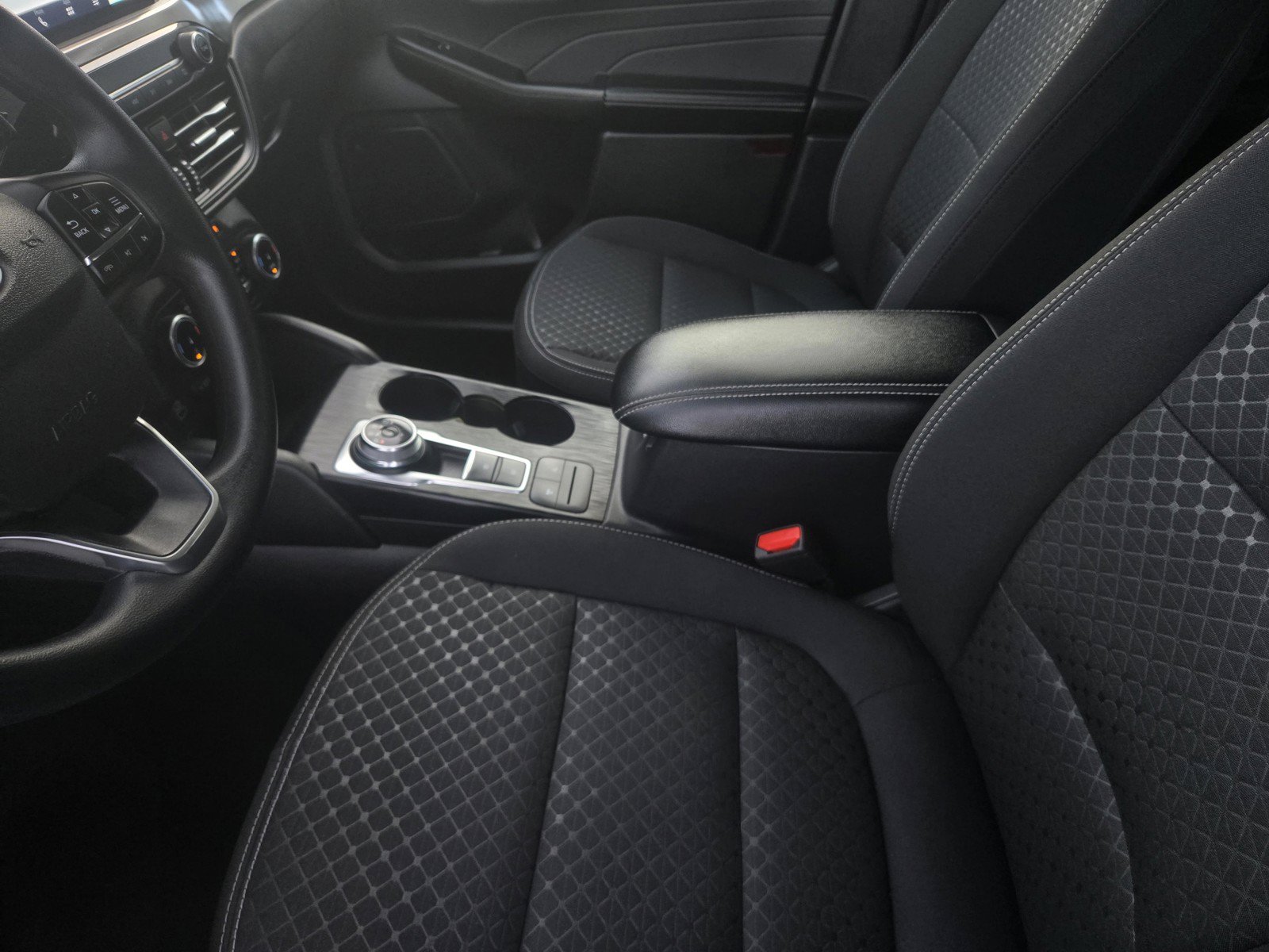Used 2025 Ford Escape Active FWD image 12