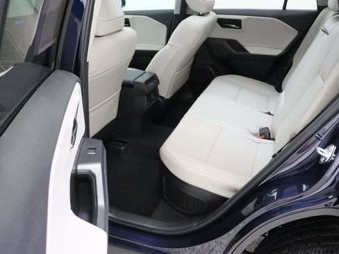 Used 2026 Toyota RAV4 Limited AWD/4WD image 30