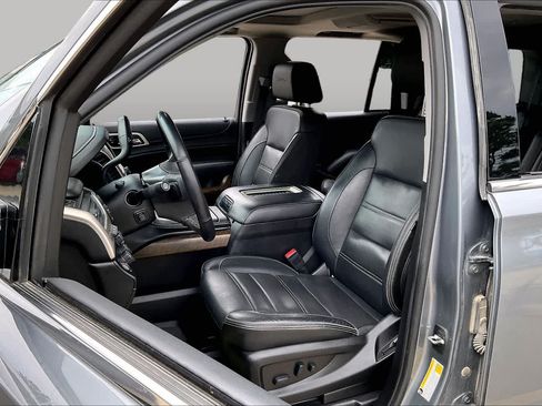 Used 2019 GMC Yukon Denali w/ Open Road Package AWD/4WD image 8